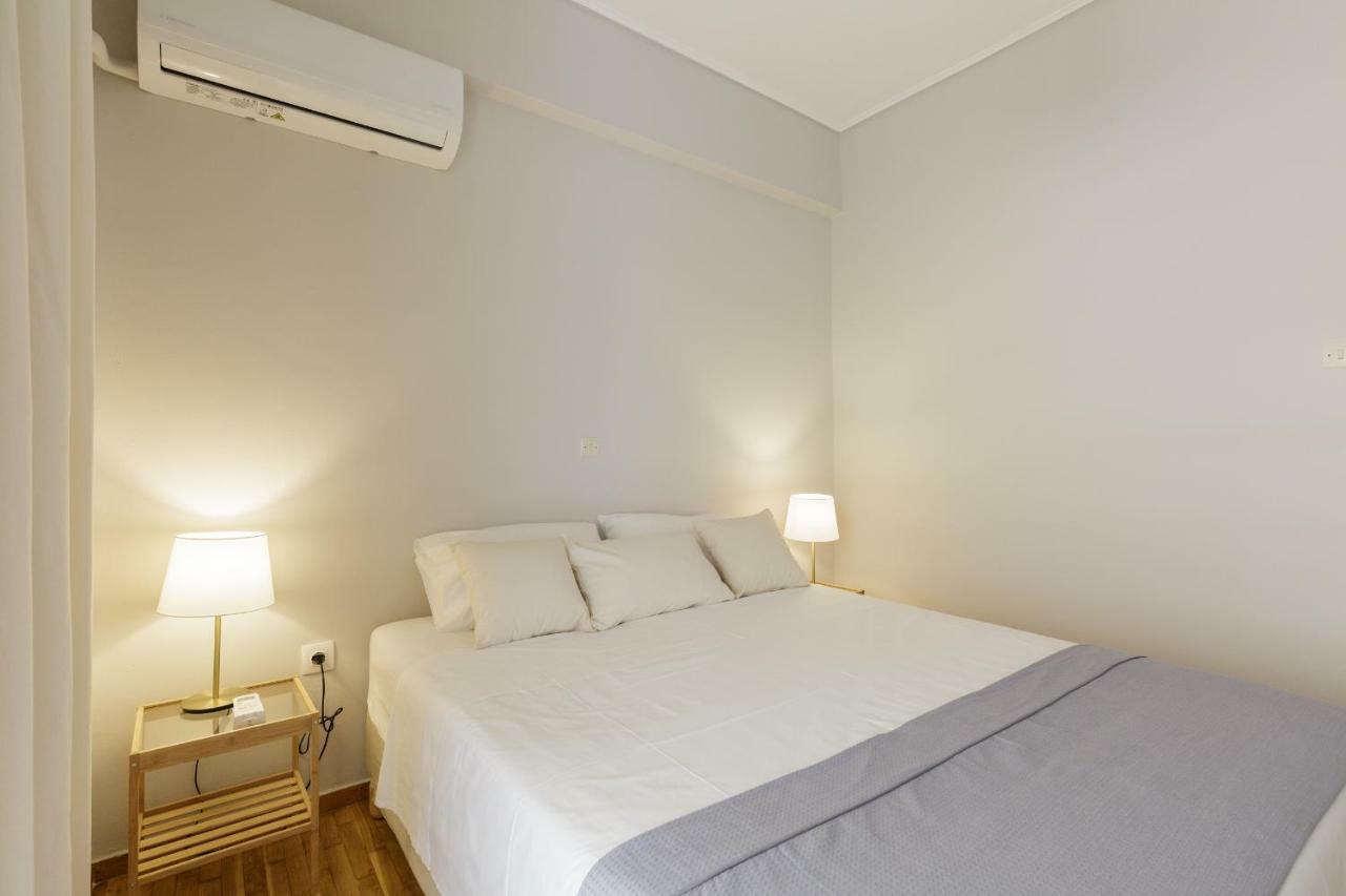 Elegant Coral Apartment Атина Екстериор снимка