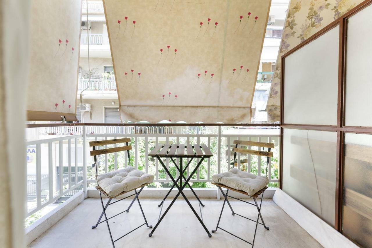 Elegant Coral Apartment Атина Екстериор снимка