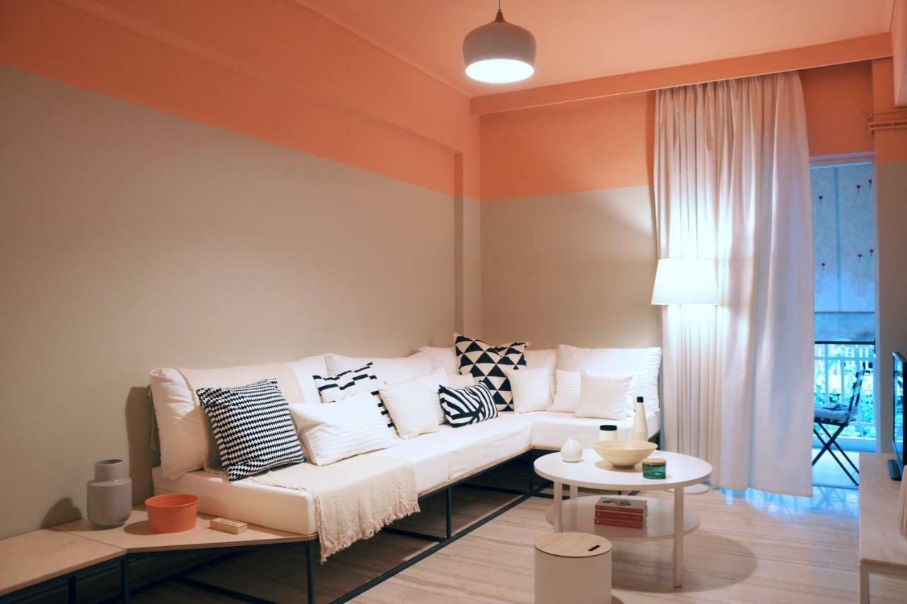 Elegant Coral Apartment Атина Екстериор снимка
