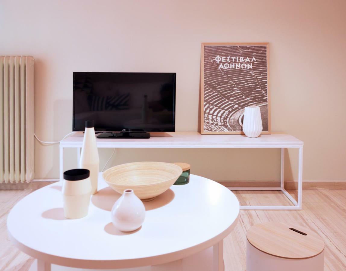 Elegant Coral Apartment Атина Екстериор снимка