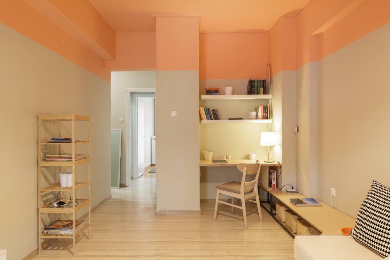 Elegant Coral Apartment Атина Екстериор снимка